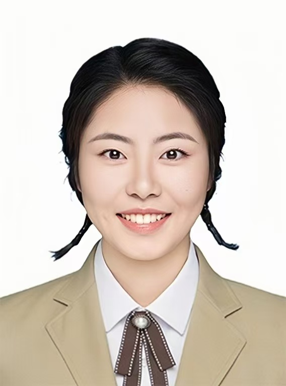 心有猛虎，细嗅蔷薇——2022级新能源汽车工程丁雨珊