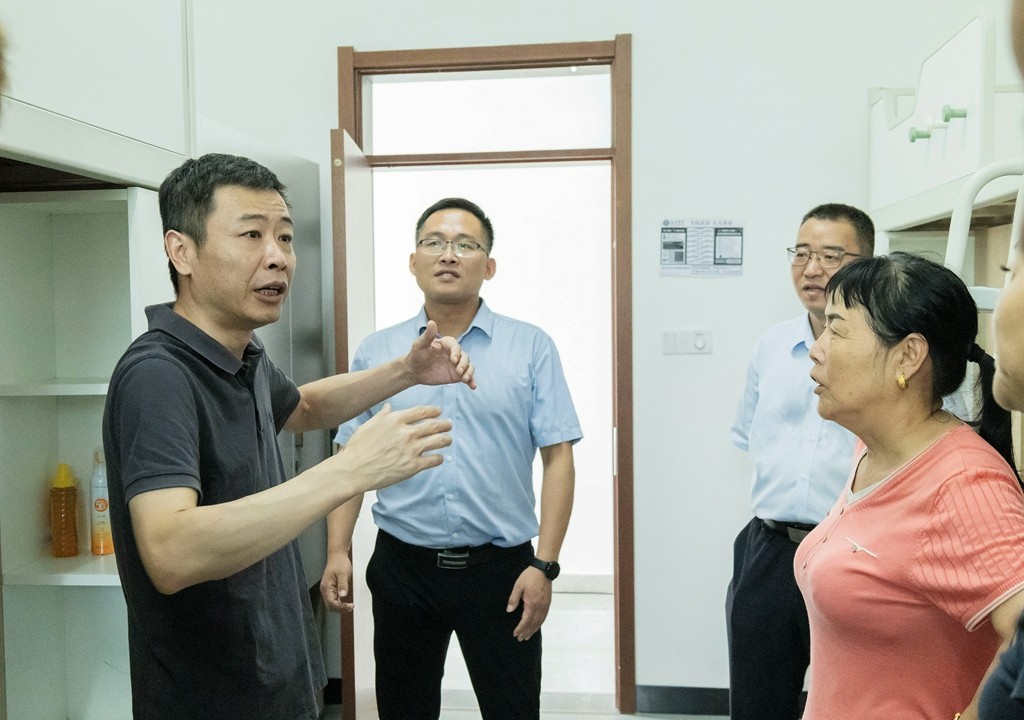 1725700592507452.jpg 1725700592507452.jpg