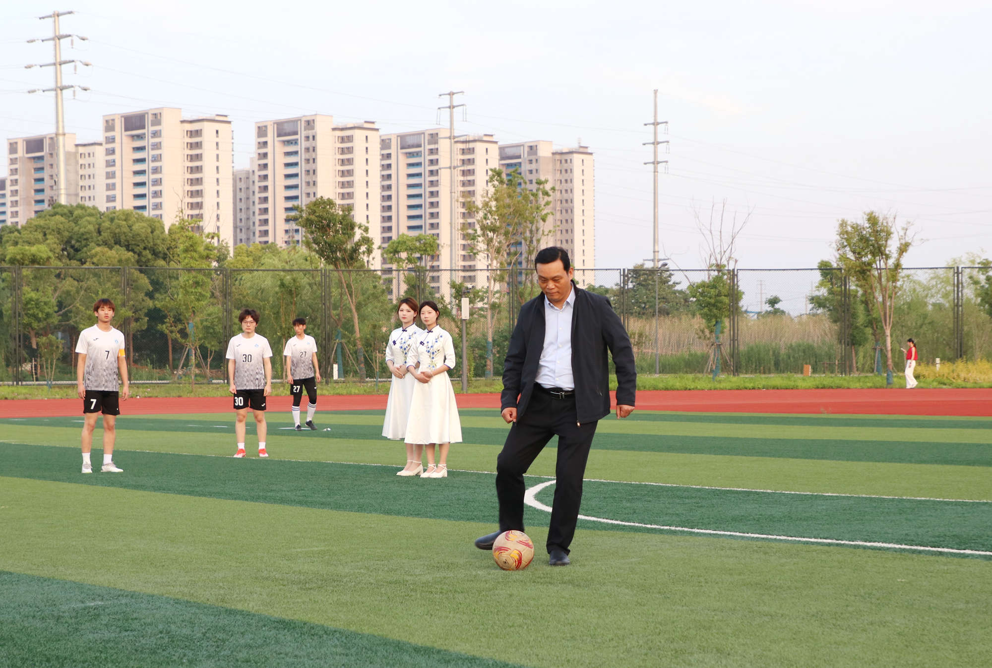 1747117554301766.jpg 1747117554301766.jpg