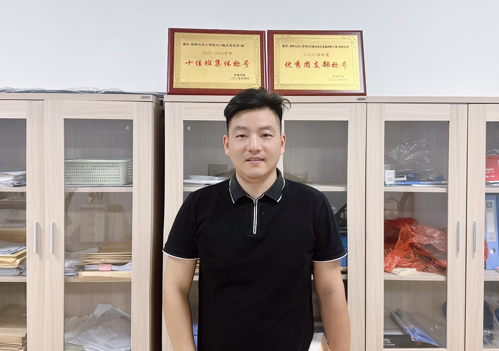 1757335866208776.jpg 1757335866208776.jpg